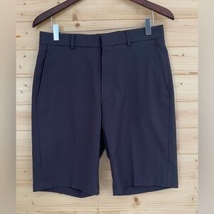 WALTER HAGEN Men’s Size 30 Dark Gray Lightweight Stylish Golf Shorts